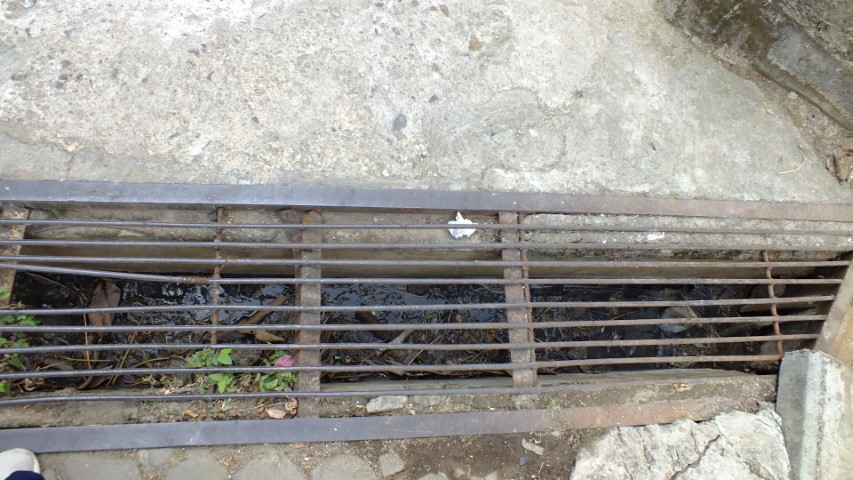 KONDISI DRAINASE LINGKUNGAN
