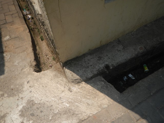 KONDISI DRAINASE LINGKUNGAN