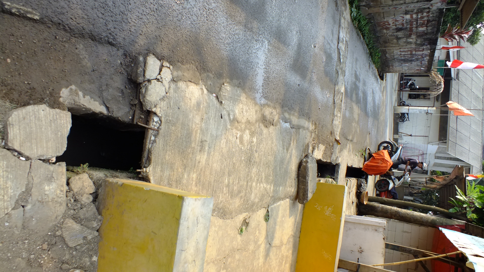 KONDISI DRAINASE LINGKUNGAN