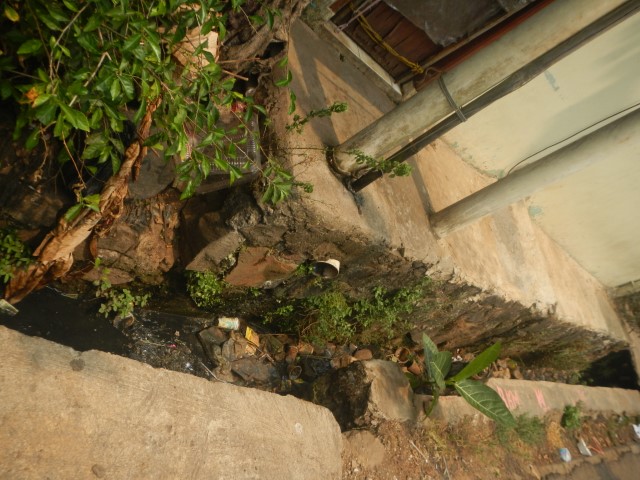 KONDISI DRAINASE LINGKUNGAN