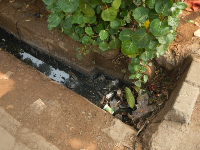 KONDISI DRAINASE LINGKUNGAN