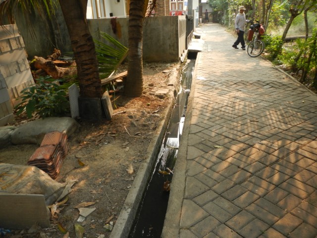 KONDISI DRAINASE LINGKUNGAN