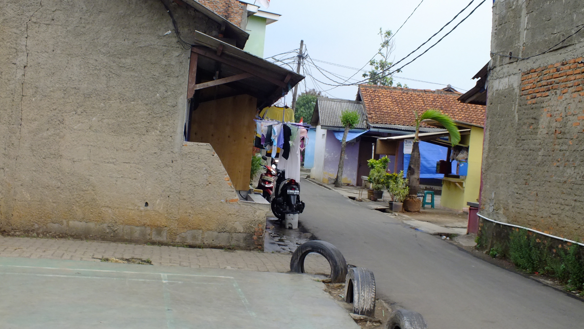 KONDISI JALAN LINGKUNGAN