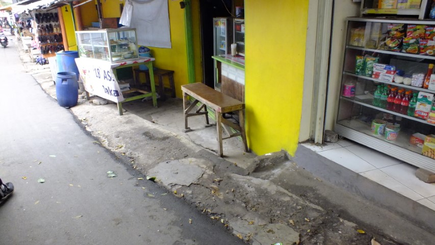 KONDISI JALAN LINGKUNGAN